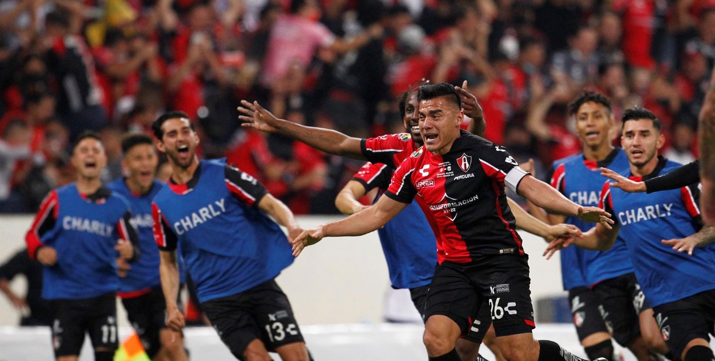Atlas es campeón del Apertura 2021 tras vencer en penales al León.