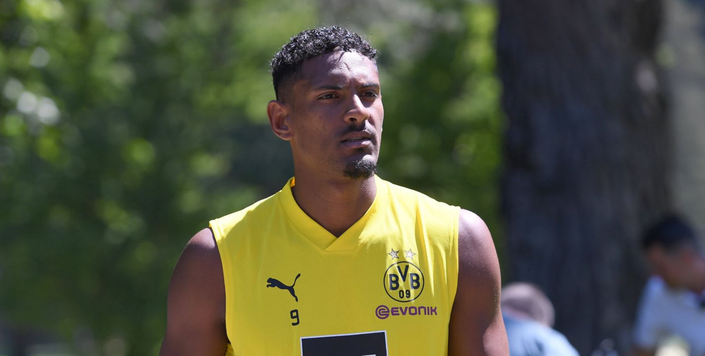 Sebastian Haller fue diagnosticado con cáncer testicular, confirmó el Borussia Dortmund.