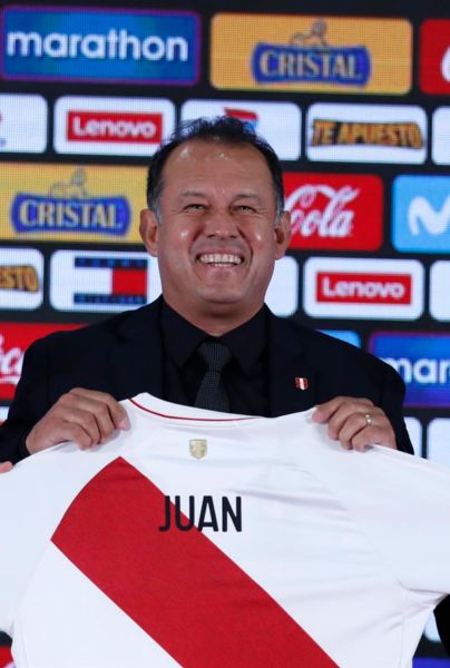 Juan Reynoso es nuevo entrenador de la selección de Perú.