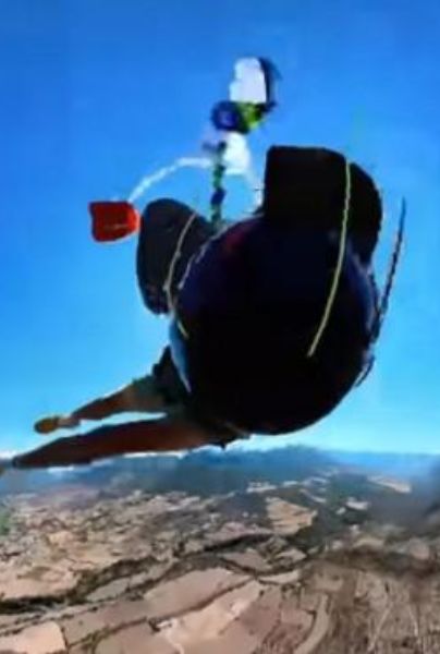 Kevin Philipp vivió una experiencia terrible en su paracaídas