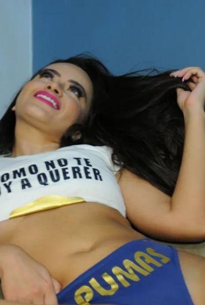 Selene Luna es aficionada de Pumas UNAM y estrella de OnlyFans.