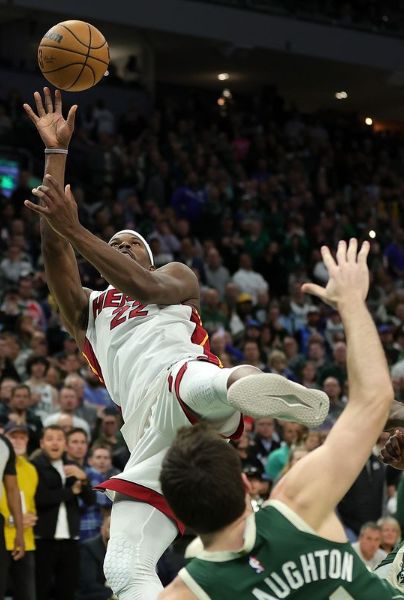 NBA: Jimmy Butler hace historía eliminando a los Milwaukee Bucks de los playoffs de la NBA